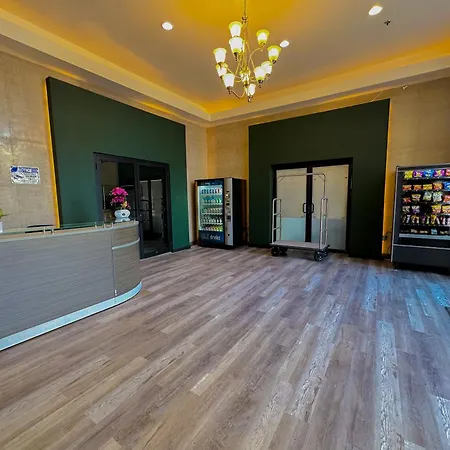 Luxury Studio Apartment With Optional Parking And Gym Access Near Mccormick Place, Chinatown And Soldier Field
