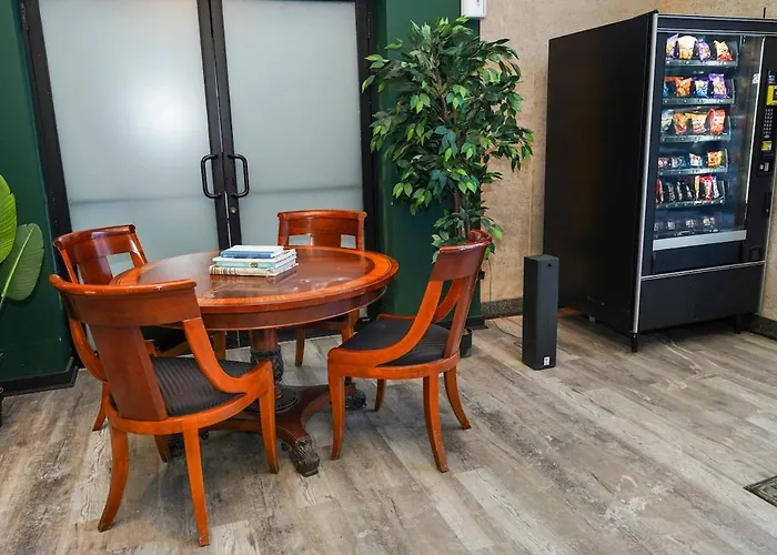 Luxury With Optional Parking And Gym Access Near Mccormick Place, Chinatown And Soldier Field * Chicago